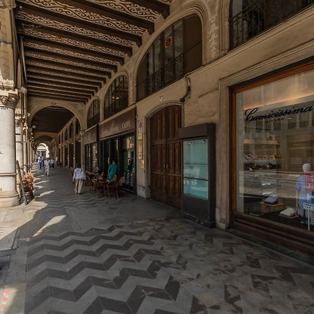 Mansarda In Bianco By Wonderful Italy Apartment Торино Екстериор снимка