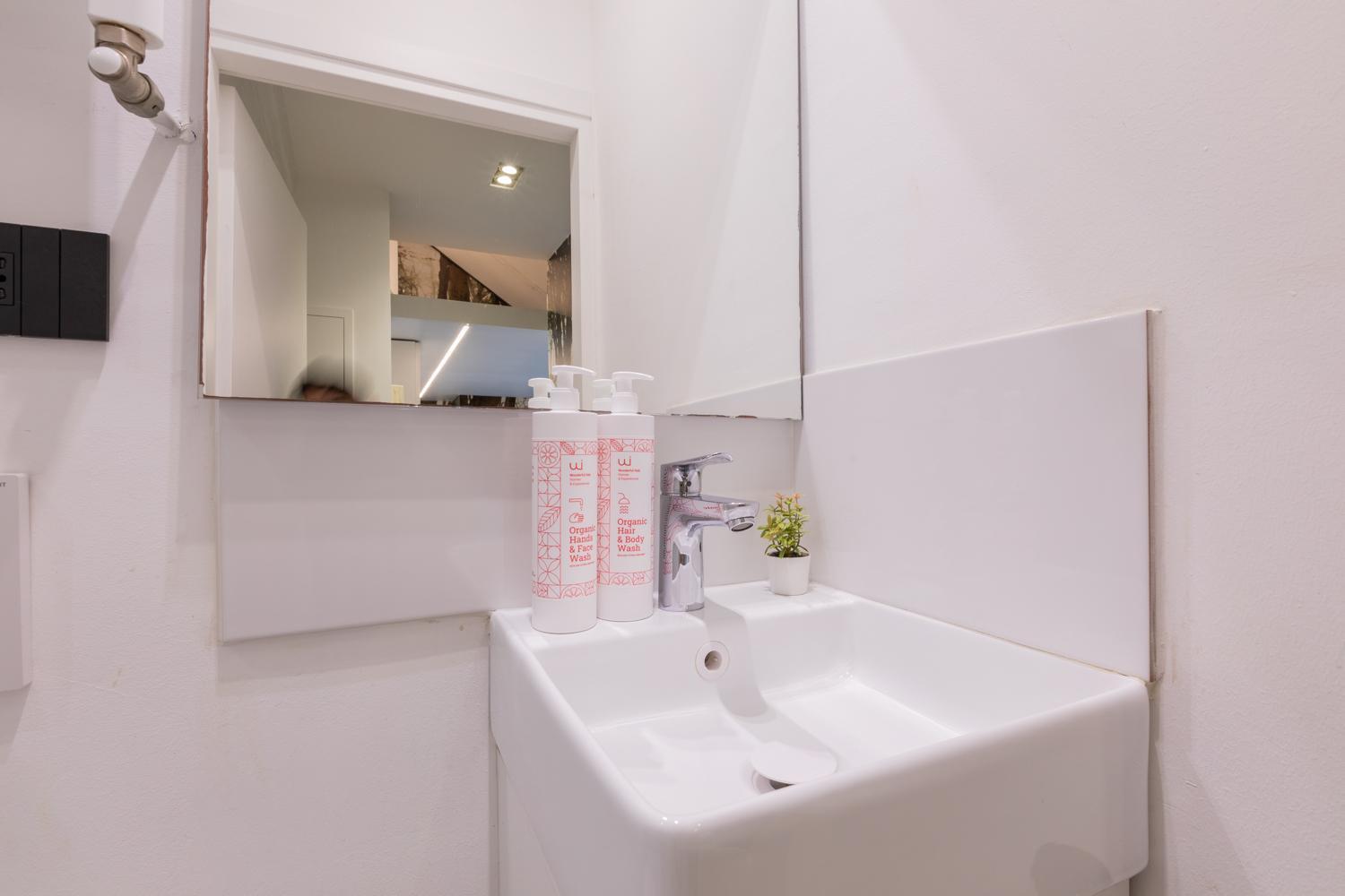 Mansarda In Bianco By Wonderful Italy Apartment Торино Екстериор снимка